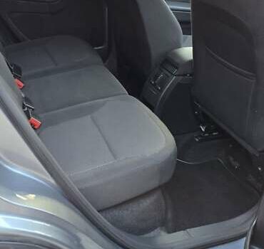 Сірий Шкода Єті, об'ємом двигуна 1.2 л та пробігом 200 тис. км за 4500 $, фото 4 на Automoto.ua