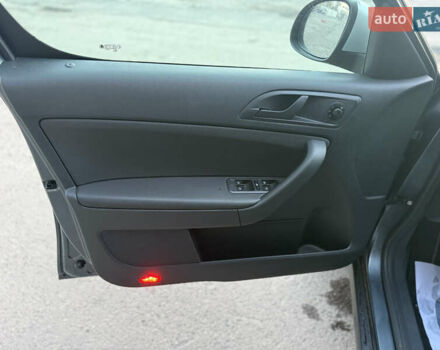 Шкода Ети 2014 в Луцке на Automoto.ua Серый Шкода Ети, объемом двигателя 1.8 л и пробегом 190 тыс. км за 11750 $, фото 15 на Automoto.ua