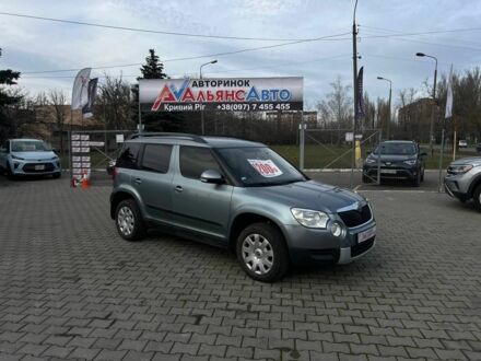 Сірий Шкода Єті, об'ємом двигуна 1.2 л та пробігом 206 тис. км за 8300 $, фото 1 на Automoto.ua