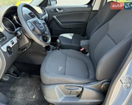 Синій Шкода Єті, об'ємом двигуна 1.2 л та пробігом 139 тис. км за 8200 $, фото 33 на Automoto.ua