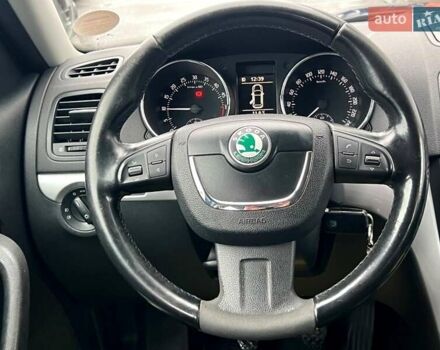 Синий Шкода Ети, объемом двигателя 2 л и пробегом 315 тыс. км за 9500 $, фото 37 на Automoto.ua