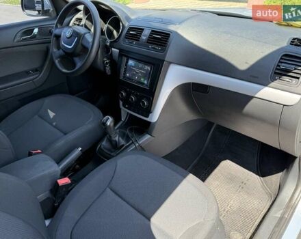 Синій Шкода Єті, об'ємом двигуна 1.2 л та пробігом 139 тис. км за 8200 $, фото 45 на Automoto.ua