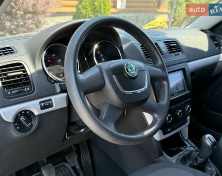 Синій Шкода Єті, об'ємом двигуна 1.2 л та пробігом 139 тис. км за 8200 $, фото 41 на Automoto.ua