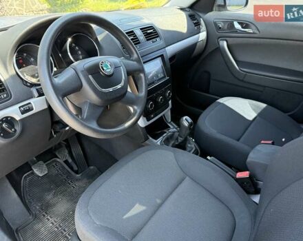 Синій Шкода Єті, об'ємом двигуна 1.2 л та пробігом 139 тис. км за 8200 $, фото 37 на Automoto.ua