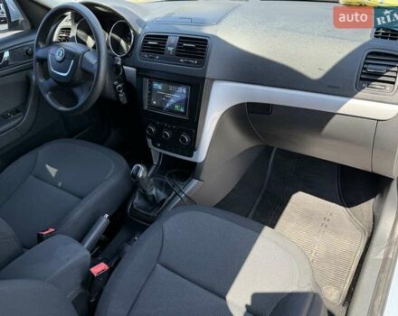 Синій Шкода Єті, об'ємом двигуна 1.2 л та пробігом 139 тис. км за 8200 $, фото 47 на Automoto.ua