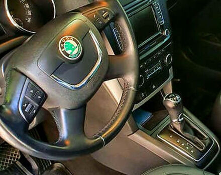 Синий Шкода Ети, объемом двигателя 1.8 л и пробегом 160 тыс. км за 13800 $, фото 2 на Automoto.ua