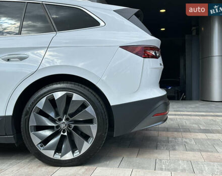 Білий Шкода Enyaq iV, об'ємом двигуна 0 л та пробігом 67 тис. км за 27800 $, фото 9 на Automoto.ua