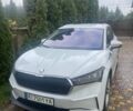 Белый Шкода Enyaq iV, объемом двигателя 0 л и пробегом 111 тыс. км за 19999 $, фото 1 на Automoto.ua