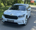 Белый Шкода Enyaq iV, объемом двигателя 0 л и пробегом 99 тыс. км за 21400 $, фото 13 на Automoto.ua