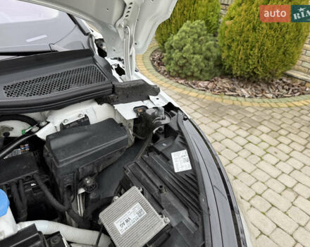 Білий Шкода Enyaq iV, об'ємом двигуна 0 л та пробігом 190 тис. км за 22700 $, фото 115 на Automoto.ua