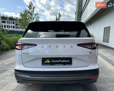 Білий Шкода Enyaq iV, об'ємом двигуна 0 л та пробігом 67 тис. км за 27800 $, фото 10 на Automoto.ua