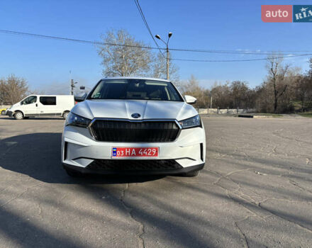 Білий Шкода Enyaq iV, об'ємом двигуна 0 л та пробігом 230 тис. км за 22000 $, фото 1 на Automoto.ua