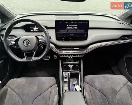 Білий Шкода Enyaq iV, об'ємом двигуна 0 л та пробігом 98 тис. км за 23600 $, фото 6 на Automoto.ua