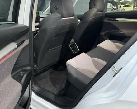 Белый Шкода Enyaq iV, объемом двигателя 0 л и пробегом 86 тыс. км за 23000 $, фото 21 на Automoto.ua