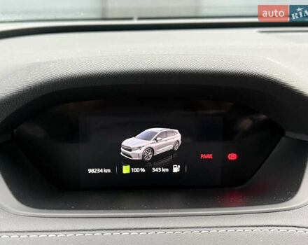 Білий Шкода Enyaq iV, об'ємом двигуна 0 л та пробігом 98 тис. км за 23600 $, фото 10 на Automoto.ua