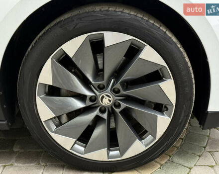 Білий Шкода Enyaq iV, об'ємом двигуна 0 л та пробігом 190 тис. км за 22700 $, фото 44 на Automoto.ua