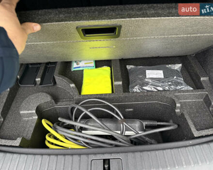 Білий Шкода Enyaq iV, об'ємом двигуна 0 л та пробігом 190 тис. км за 22700 $, фото 109 на Automoto.ua