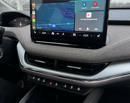 Белый Шкода Enyaq iV, объемом двигателя 0 л и пробегом 86 тыс. км за 23000 $, фото 28 на Automoto.ua