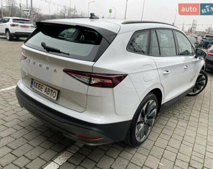 Белый Шкода Enyaq iV, объемом двигателя 0 л и пробегом 116 тыс. км за 23000 $, фото 2 на Automoto.ua