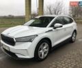 Белый Шкода Enyaq iV, объемом двигателя 0 л и пробегом 180 тыс. км за 22500 $, фото 3 на Automoto.ua