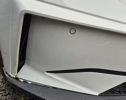 Білий Шкода Enyaq iV, об'ємом двигуна 0 л та пробігом 295 тис. км за 17600 $, фото 9 на Automoto.ua