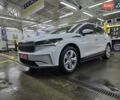 Белый Шкода Enyaq iV, объемом двигателя 0 л и пробегом 99 тыс. км за 22999 $, фото 1 на Automoto.ua