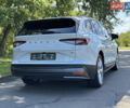 Белый Шкода Enyaq iV, объемом двигателя 0 л и пробегом 99 тыс. км за 21400 $, фото 7 на Automoto.ua