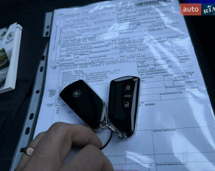 Білий Шкода Enyaq iV, об'ємом двигуна 0 л та пробігом 190 тис. км за 22700 $, фото 119 на Automoto.ua