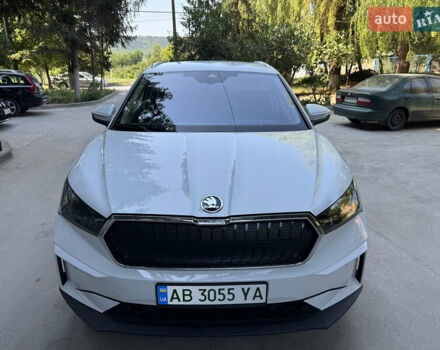 Белый Шкода Enyaq iV, объемом двигателя 0 л и пробегом 130 тыс. км за 27000 $, фото 6 на Automoto.ua