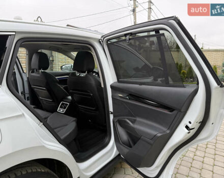Білий Шкода Enyaq iV, об'ємом двигуна 0 л та пробігом 190 тис. км за 22700 $, фото 91 на Automoto.ua