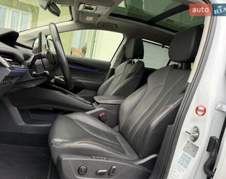 Білий Шкода Enyaq iV, об'ємом двигуна 0 л та пробігом 190 тис. км за 22700 $, фото 3 на Automoto.ua