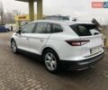 Белый Шкода Enyaq iV, объемом двигателя 0 л и пробегом 180 тыс. км за 22500 $, фото 4 на Automoto.ua