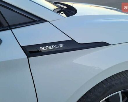 Белый Шкода Enyaq iV, объемом двигателя 0 л и пробегом 40 тыс. км за 27900 $, фото 8 на Automoto.ua