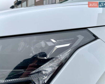 Білий Шкода Enyaq iV, об'ємом двигуна 0 л та пробігом 220 тис. км за 20700 $, фото 31 на Automoto.ua