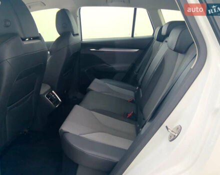 Білий Шкода Enyaq iV, об'ємом двигуна 0 л та пробігом 179 тис. км за 19900 $, фото 10 на Automoto.ua