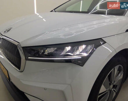 Білий Шкода Enyaq iV, об'ємом двигуна 0 л та пробігом 179 тис. км за 19900 $, фото 7 на Automoto.ua