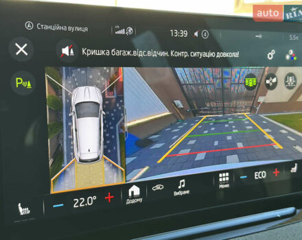 Белый Шкода Enyaq iV, объемом двигателя 0 л и пробегом 24 тыс. км за 24900 $, фото 7 на Automoto.ua