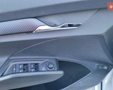 Белый Шкода Enyaq iV, объемом двигателя 0 л и пробегом 40 тыс. км за 27900 $, фото 19 на Automoto.ua