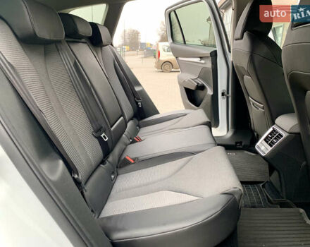 Білий Шкода Enyaq iV, об'ємом двигуна 0 л та пробігом 220 тис. км за 20700 $, фото 60 на Automoto.ua