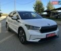 Белый Шкода Enyaq iV, объемом двигателя 0 л и пробегом 210 тыс. км за 21600 $, фото 1 на Automoto.ua