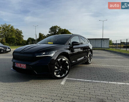 Черный Шкода Enyaq iV, объемом двигателя 0 л и пробегом 49 тыс. км за 28250 $, фото 6 на Automoto.ua