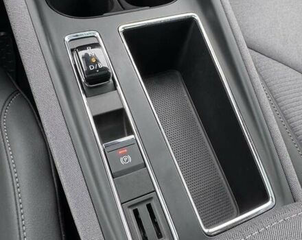 Черный Шкода Enyaq iV, объемом двигателя 0 л и пробегом 269 тыс. км за 16800 $, фото 49 на Automoto.ua