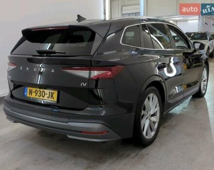 Черный Шкода Enyaq iV, объемом двигателя 0 л и пробегом 231 тыс. км за 18250 $, фото 35 на Automoto.ua