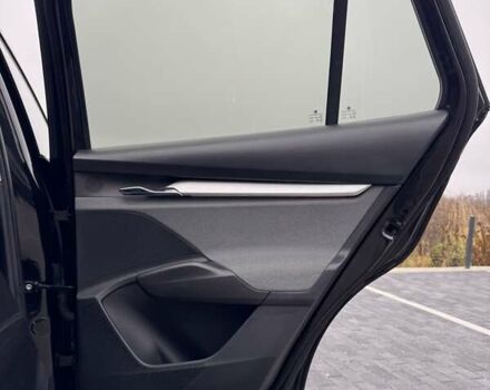 Черный Шкода Enyaq iV, объемом двигателя 0 л и пробегом 269 тыс. км за 16800 $, фото 70 на Automoto.ua