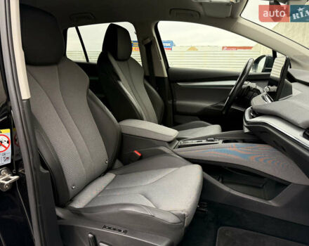 Черный Шкода Enyaq iV, объемом двигателя 0 л и пробегом 113 тыс. км за 27920 $, фото 46 на Automoto.ua