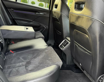 Черный Шкода Enyaq iV, объемом двигателя 0 л и пробегом 49 тыс. км за 28250 $, фото 115 на Automoto.ua