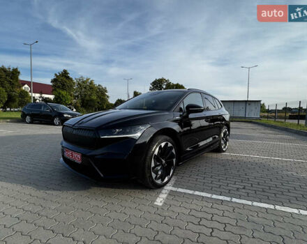 Черный Шкода Enyaq iV, объемом двигателя 0 л и пробегом 49 тыс. км за 28250 $, фото 23 на Automoto.ua