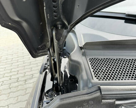 Черный Шкода Enyaq iV, объемом двигателя 0 л и пробегом 49 тыс. км за 28250 $, фото 72 на Automoto.ua