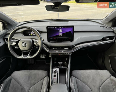 Черный Шкода Enyaq iV, объемом двигателя 0 л и пробегом 49 тыс. км за 28250 $, фото 129 на Automoto.ua