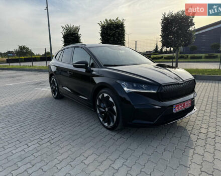 Черный Шкода Enyaq iV, объемом двигателя 0 л и пробегом 49 тыс. км за 28250 $, фото 58 на Automoto.ua